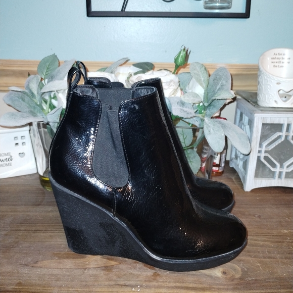 Mark. black wedge boots - Picture 2 of 11